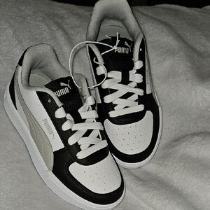 Puma Kids Black White Gray Court Sneakers Casual Sporty Low-Top Design Size 12